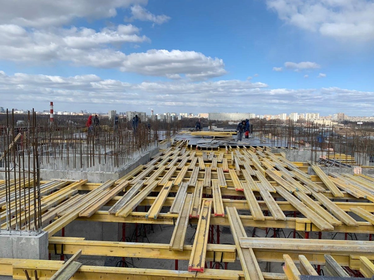 В Москве возобновили строительство домов для дольщиков
